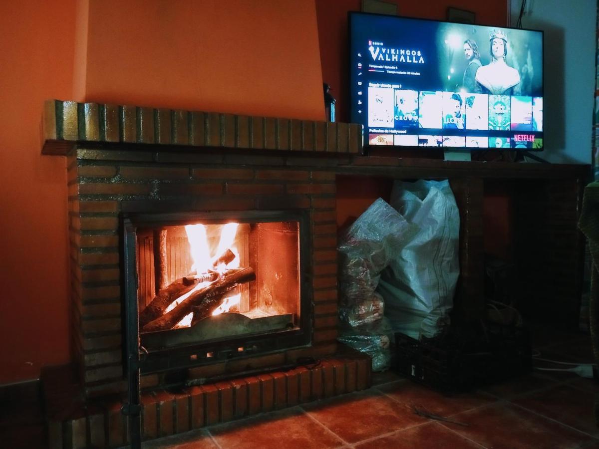 Casa Rural Agua De Azahar Chimenea Захара де ла Сиера Екстериор снимка